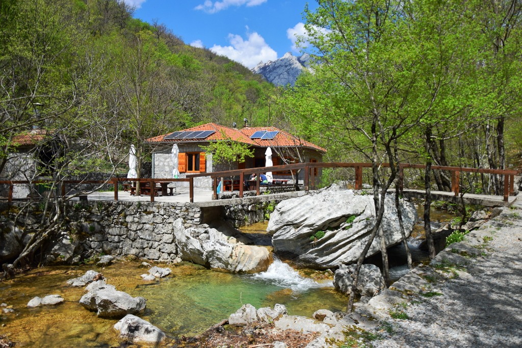 Lugarnica